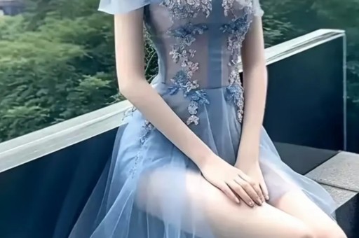 中年演员塌房天花板带亲闺女当出轨遮羞布